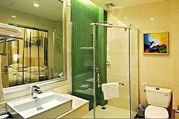 Nanchang Oriental Lark Hotel Exterior foto